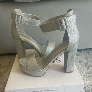 Silver Sparkly Heels size 7
